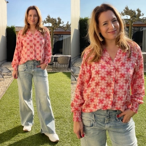 Stijlvolle viscose blouse rood wit beige met retro bloemmotief SALE