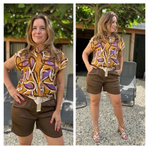 Print dames blouse – korte mouw in okergeel