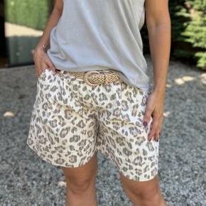 Gemma Ricceri leopard short