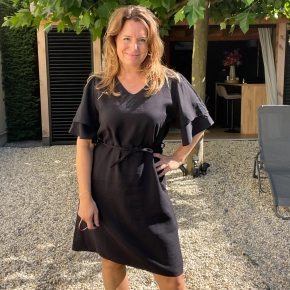 Zwarte viscose jurk met ruches