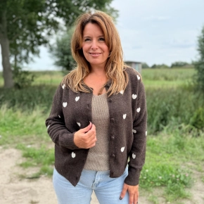 Bruin vest hartjes Yara