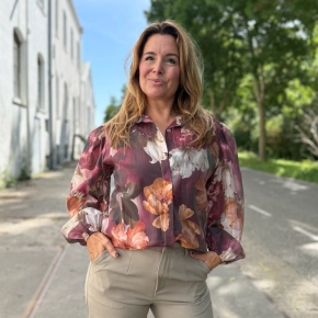 Vera Jo blouse Nikki bloemenprint bordeauxrood