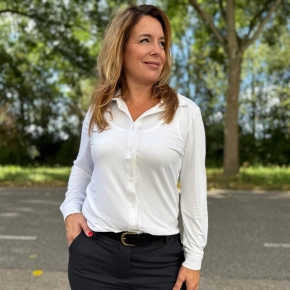 Chastar soft collectie blouse UNI WIT Stefanie