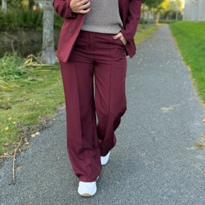 Broek Jasmijn burgundy wide leg SALE