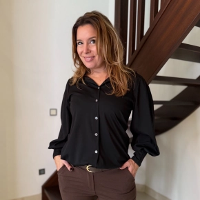 Zwarte blouse aparte mouwen Letty