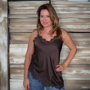 Bruin topje kant asymmetrisch model