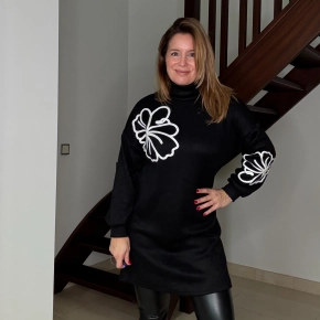 Zwarte jurk bloem