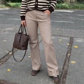 Beige vegan leatherlook broek Vera Jo