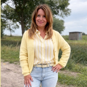 Gemma Ricceri geel vest met alpaca