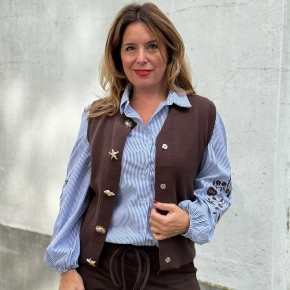 Bruin gilet met aparte knopen Vienna SALE