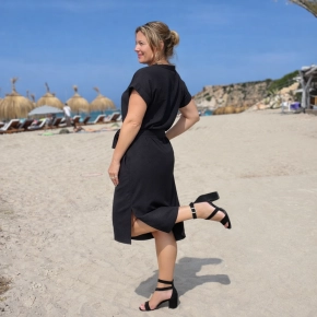 Jurk Azzurro zwart met knoopsluiting en strikkoord