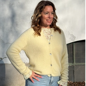 Gemma Ricceri geel vest met alpaca