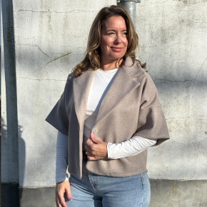 Short coat jacket taupe