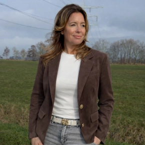 Gemma Ricceri suedine blazer choco – Zacht & stijlvol | Kenza Moda