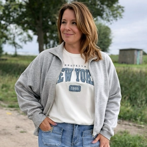 Grijs sportief vestje met ritssluiting