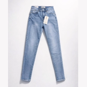 Lichtblauwe Laura slimfit jeans powerstretch 9253