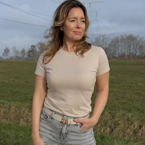 Beige basic shirt dubbel gevoerd KORTE mouwen