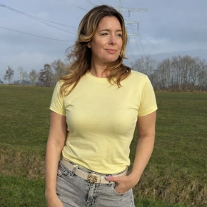 Geel basic shirt dubbel gevoerd KORTE mouwen