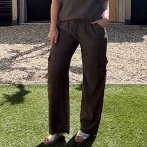 Chastar viscose cargo broek choco Patty