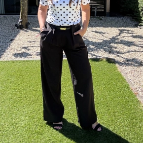 Zwarte pantalon brede riemlussen