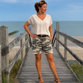 Gemma Ricceri armyprint shortje