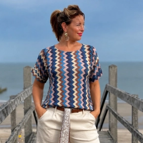 Gemma Ricceri glitter zigzag shirt navy