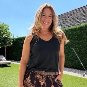 Zwart v-hals topje Melanie