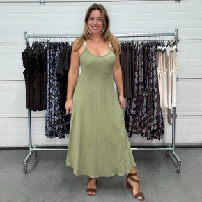 Vera Jo maxi jurkjes groen met schelpjes aan de bandjes