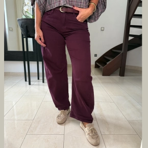 Gemma Ricceri barrel jeans burgundy Feline