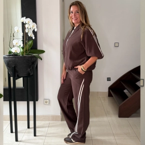 Gemma Ricceri bruin met ivoor dames set – bomber & broek met strepen – Milou
