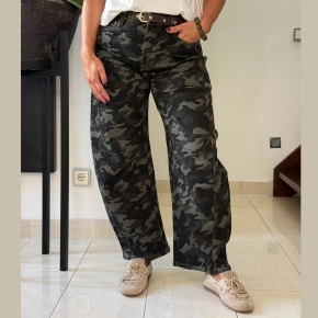 Gemma Ricceri armyprint barrel broek Lenny