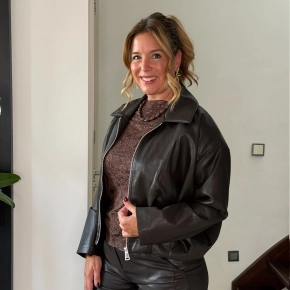 Vera Jo bruine lederlook jas dames – Noëlle
