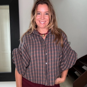 Shop the look bordeaux broek met ruiten blouse , shirt en riem