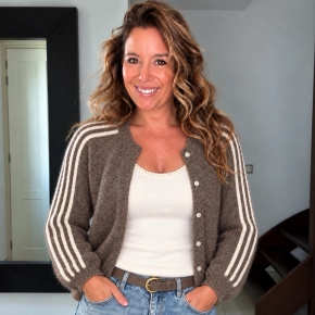 Taupe vest met Ivoor strepen